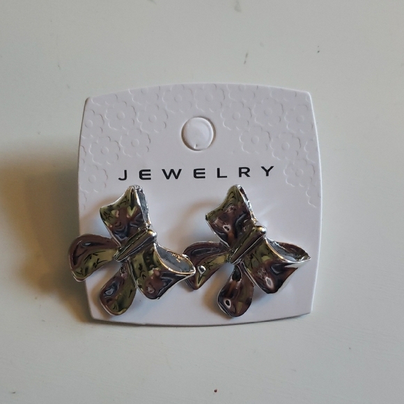 Chloe Jewelry - Chloe Metallic Bow Earrings